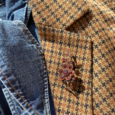 How to Pin it | 20 Classy Ways to Wear Brooches