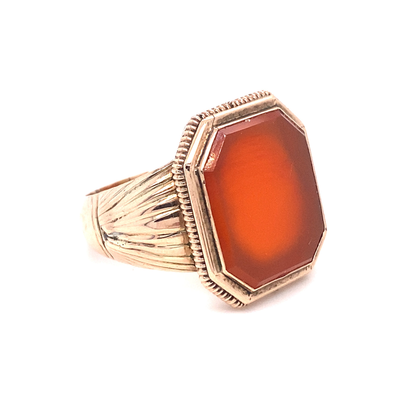 Hip to Be Square - Alter Ring mit Karneol