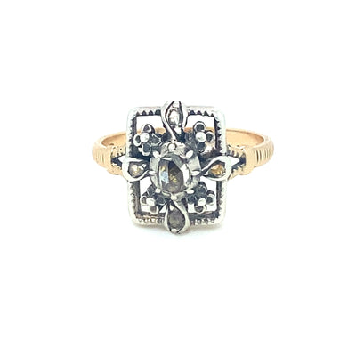 Hübscher antiker Ring mit Diamantrosen
