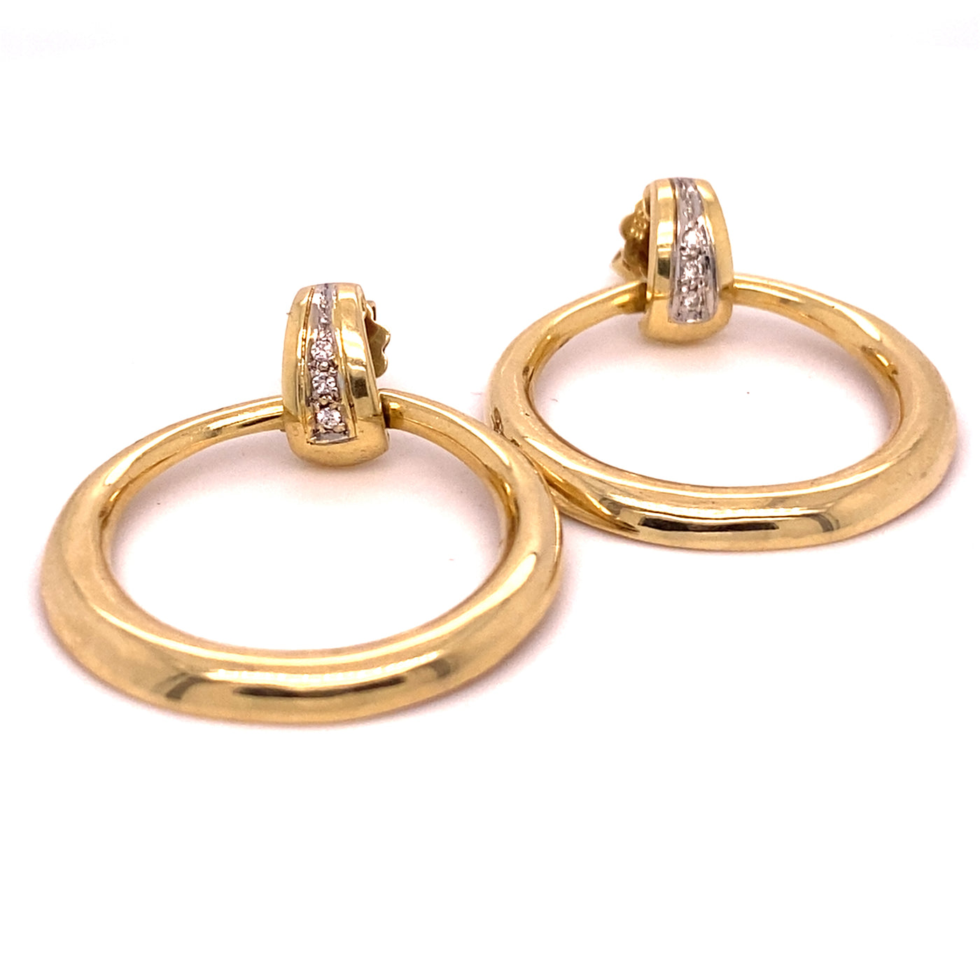 Jewel in a Circle - Goldene Ohrringe mit Diamanten