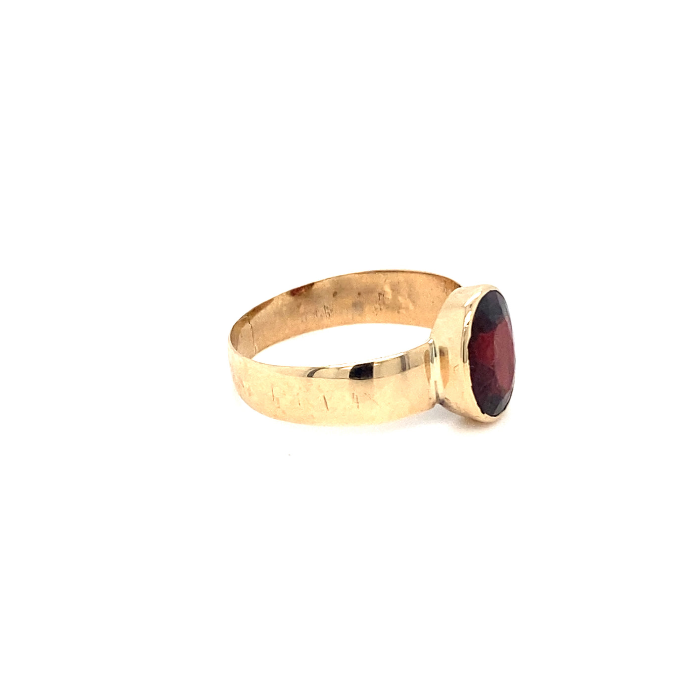 Oval Garnet - Puristischer Granatring