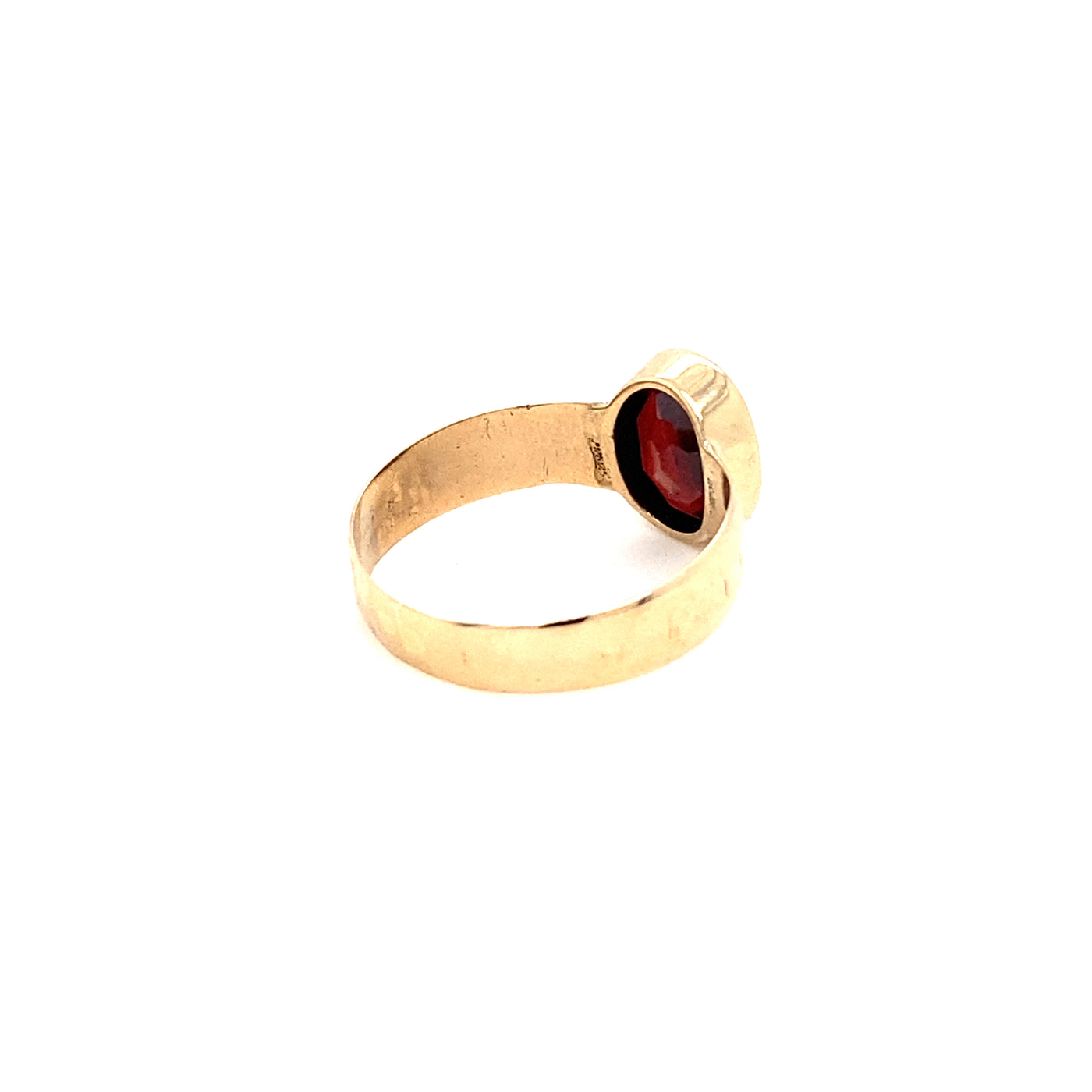 Oval Garnet - Puristischer Granatring