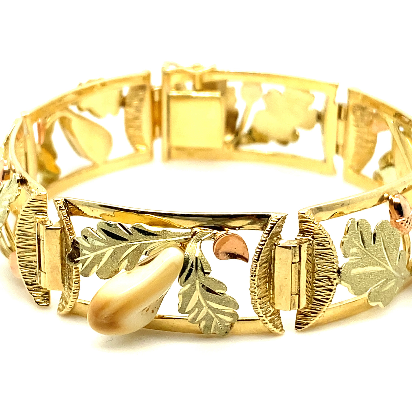 Hunting High - Goldenes Grandelarmband