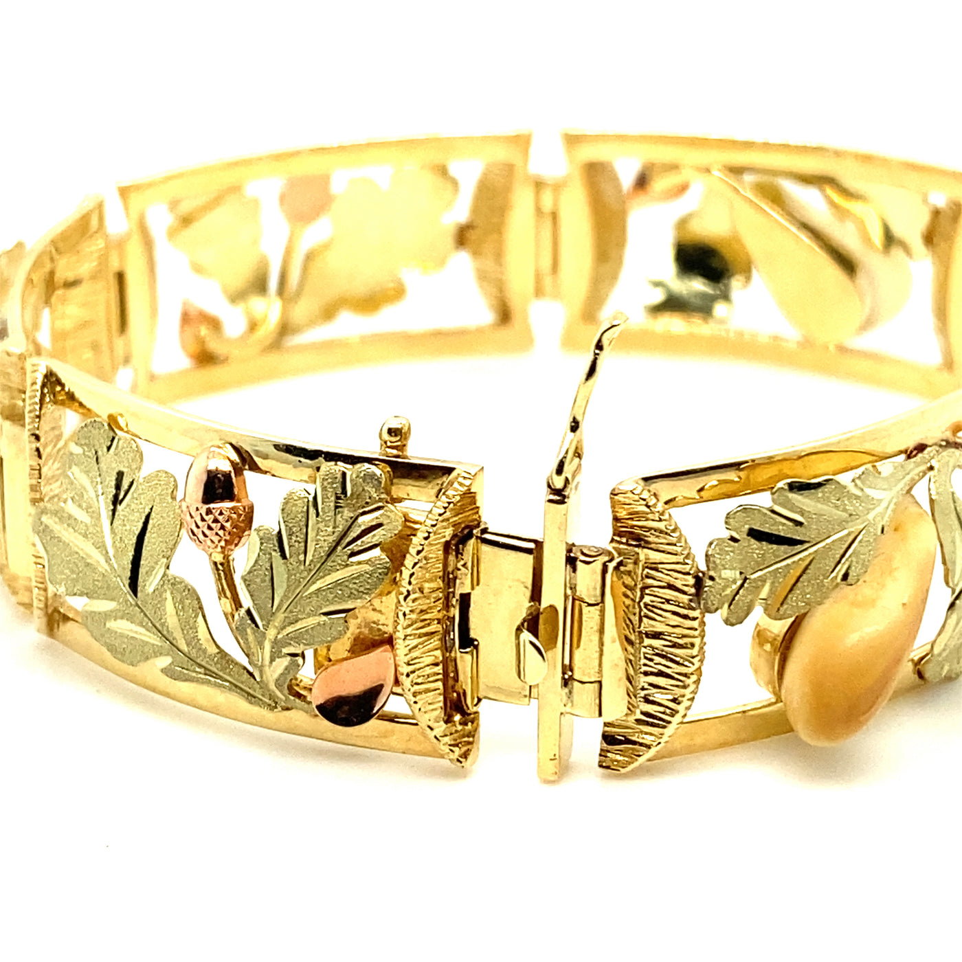 Hunting High - Goldenes Grandelarmband