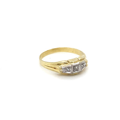 Thin Thing | Leichter Goldring mit Diamanten