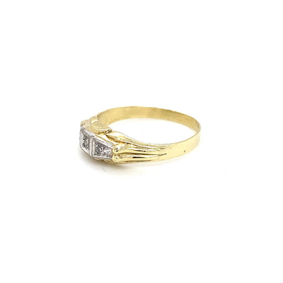 Thin Thing | Leichter Goldring mit Diamanten