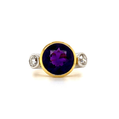 Toxic Purple - Goldring mit Amethyst und Diamanten