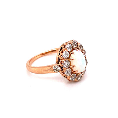 Rainbow Ring - Diamantring mit Opal-Cabochon