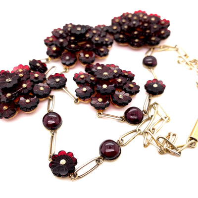 Flower Bomb - Opulentes Granatcollier