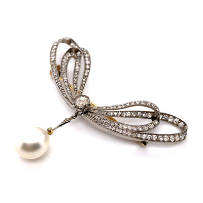 Take a bow - Feine Schleifenbrosche mit Diamanten und Perle