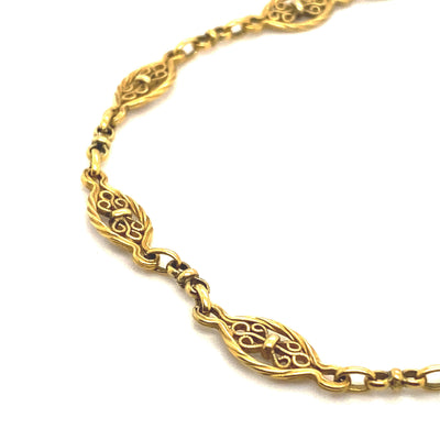 French Dressing - Filigrane Goldkette mit Ornamenten