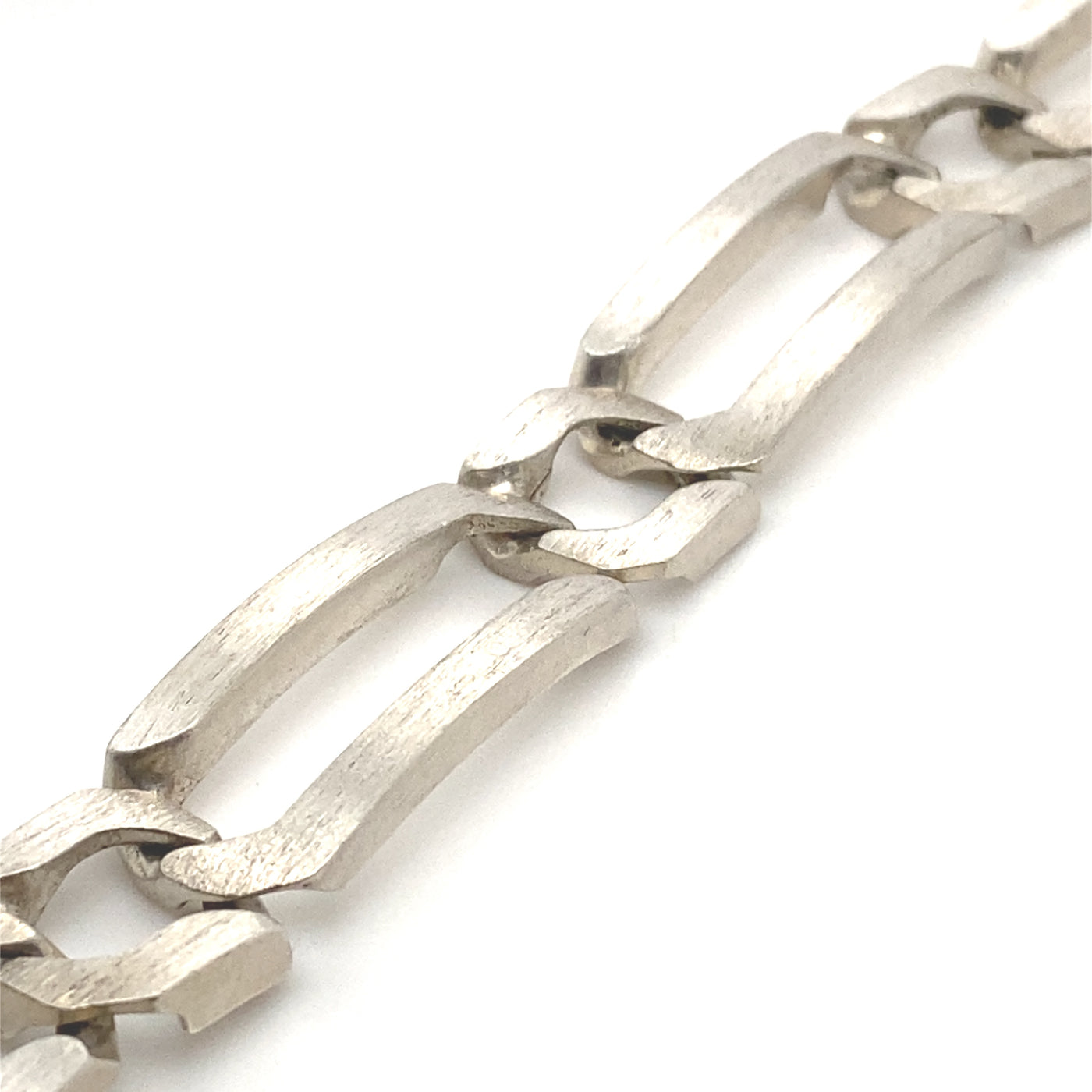 Precious Patterns - Cooles Silberarmband Panzermuster