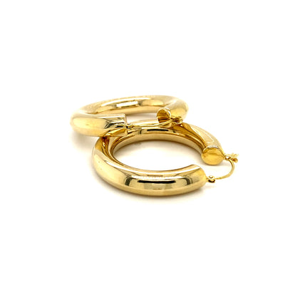 Golden Loops - Elegante Goldohrringe