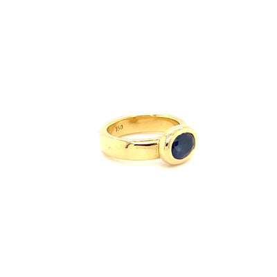 Deep Blue - Moderner Goldring mit Saphir