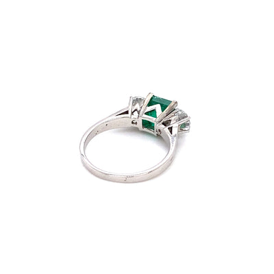 Colombian Green - Smaragdring mit Diamanten