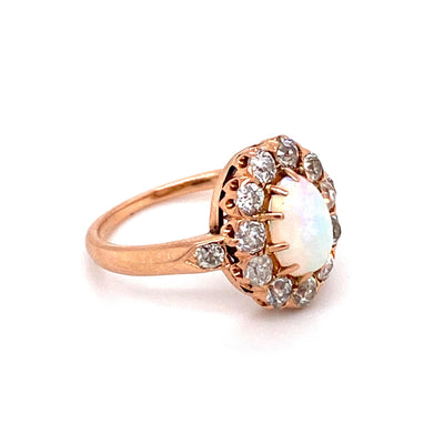 Rainbow Ring - Diamantring mit Opal-Cabochon