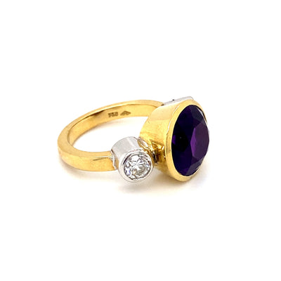 Toxic Purple - Goldring mit Amethyst und Diamanten