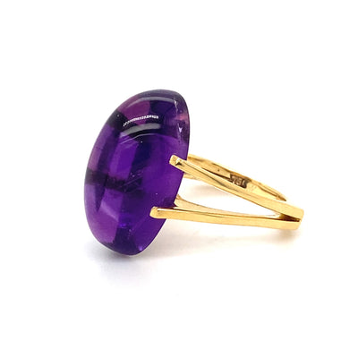 In the Tongs - Moderner Goldring mit schönem Amethyst