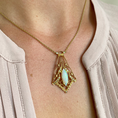 Love and Hope - Goldcollier mit Opal