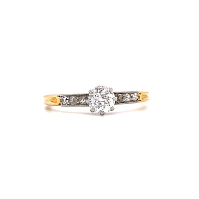 Simplicius - Feiner Ring mit Diamanten