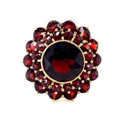 Red, Red, Ring - Klassischer Granatring in Gold
