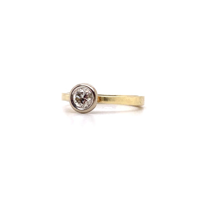 Modern Times- Goldring mit Diamant